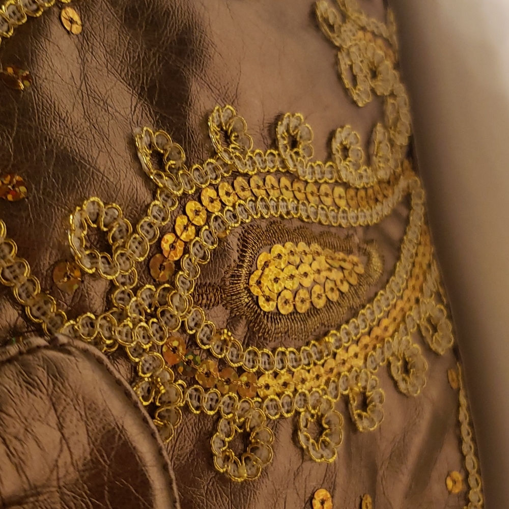 purse ๐ - Picture 3 of 10